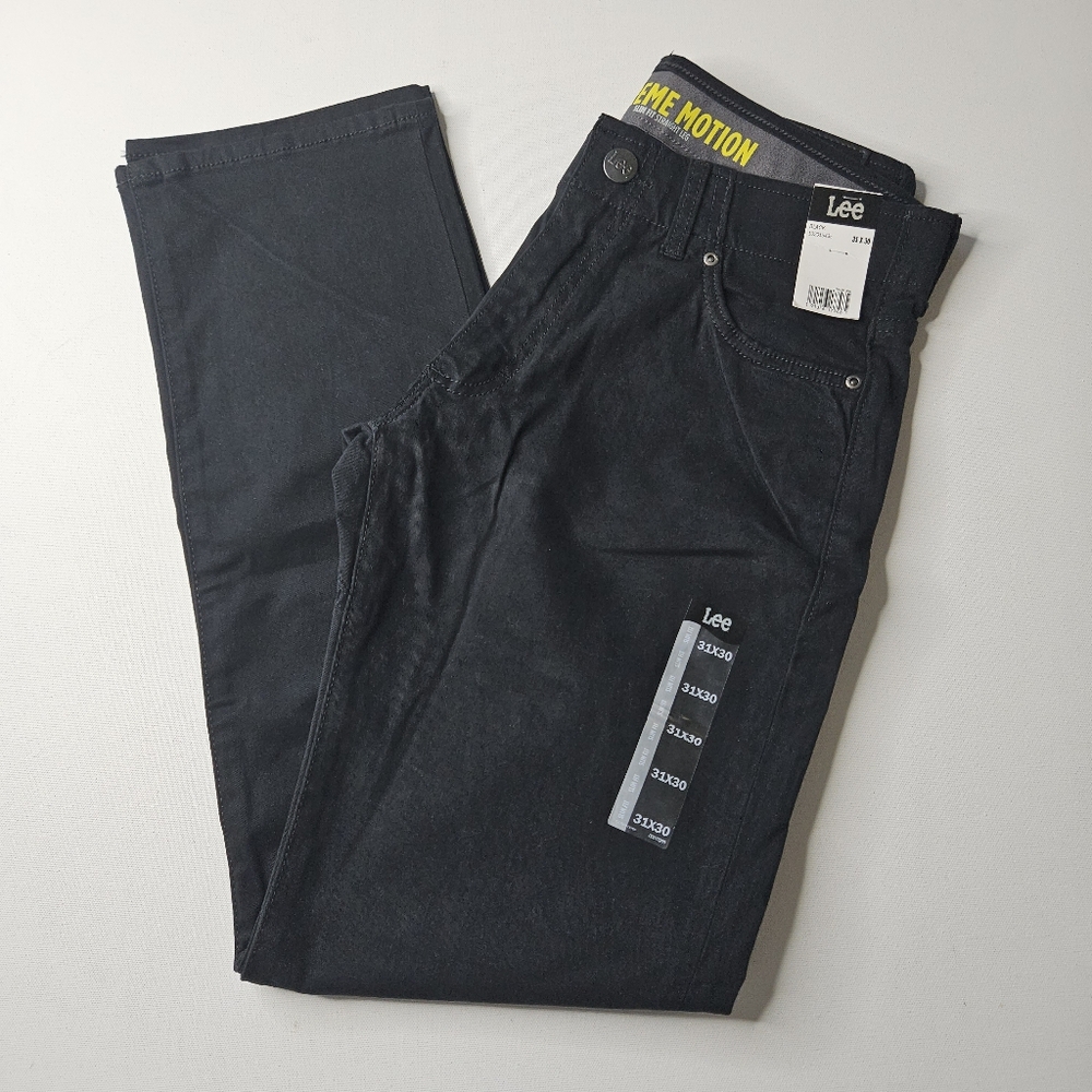 Lee Men's Extreme Motion Slim Straight Jean Size: 31x30